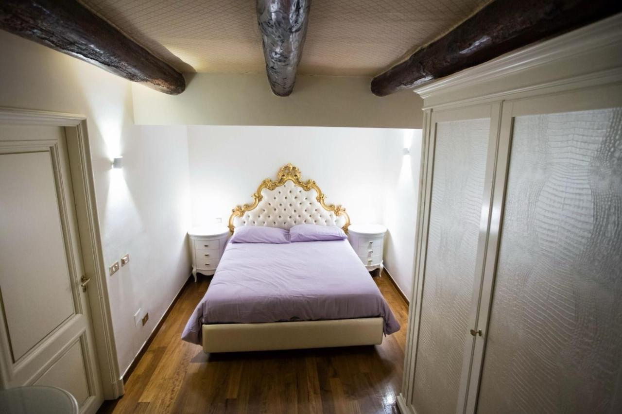 Apartament Hause Naty Spaccanapoli Zewnętrze zdjęcie