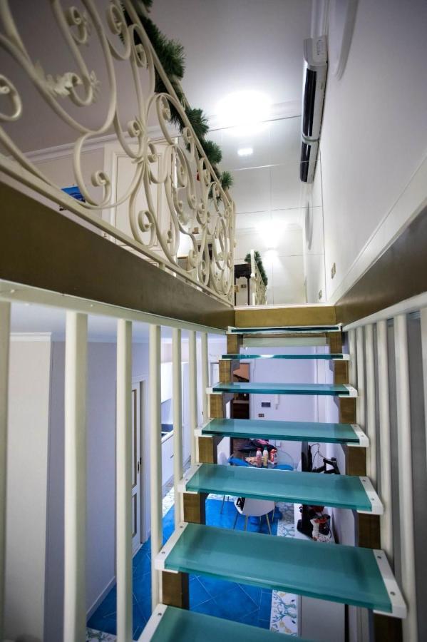 Apartament Hause Naty Spaccanapoli Zewnętrze zdjęcie