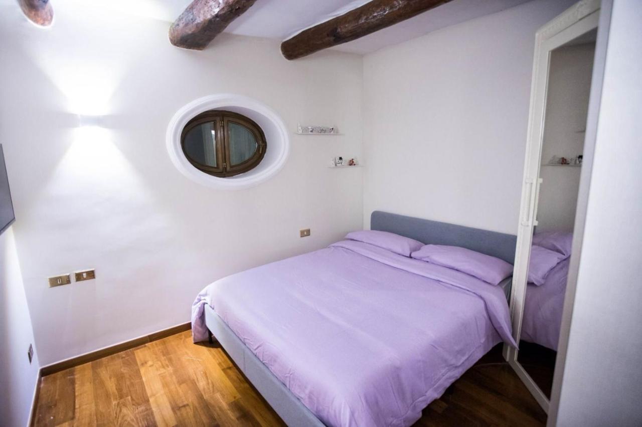 Apartament Hause Naty Spaccanapoli Zewnętrze zdjęcie